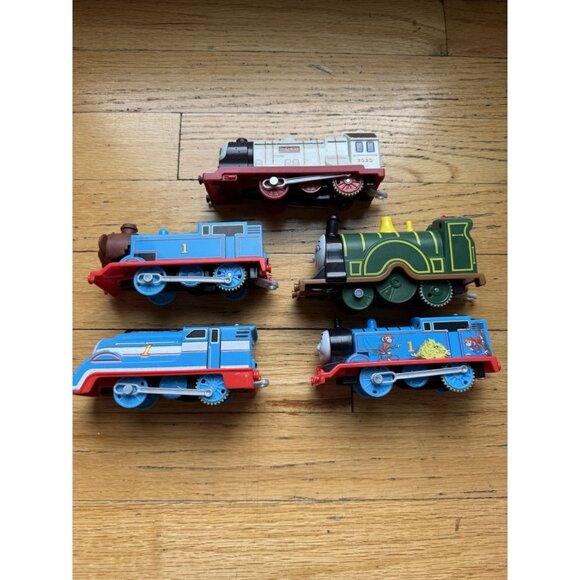 Thomas The Train Lot (5) Motorized Trains All Working Condition - Picture 1 of 7